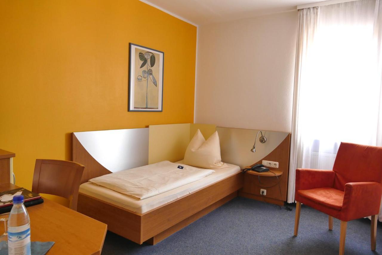 Hasi'S Hotel Grafing bei Muenchen Exterior photo